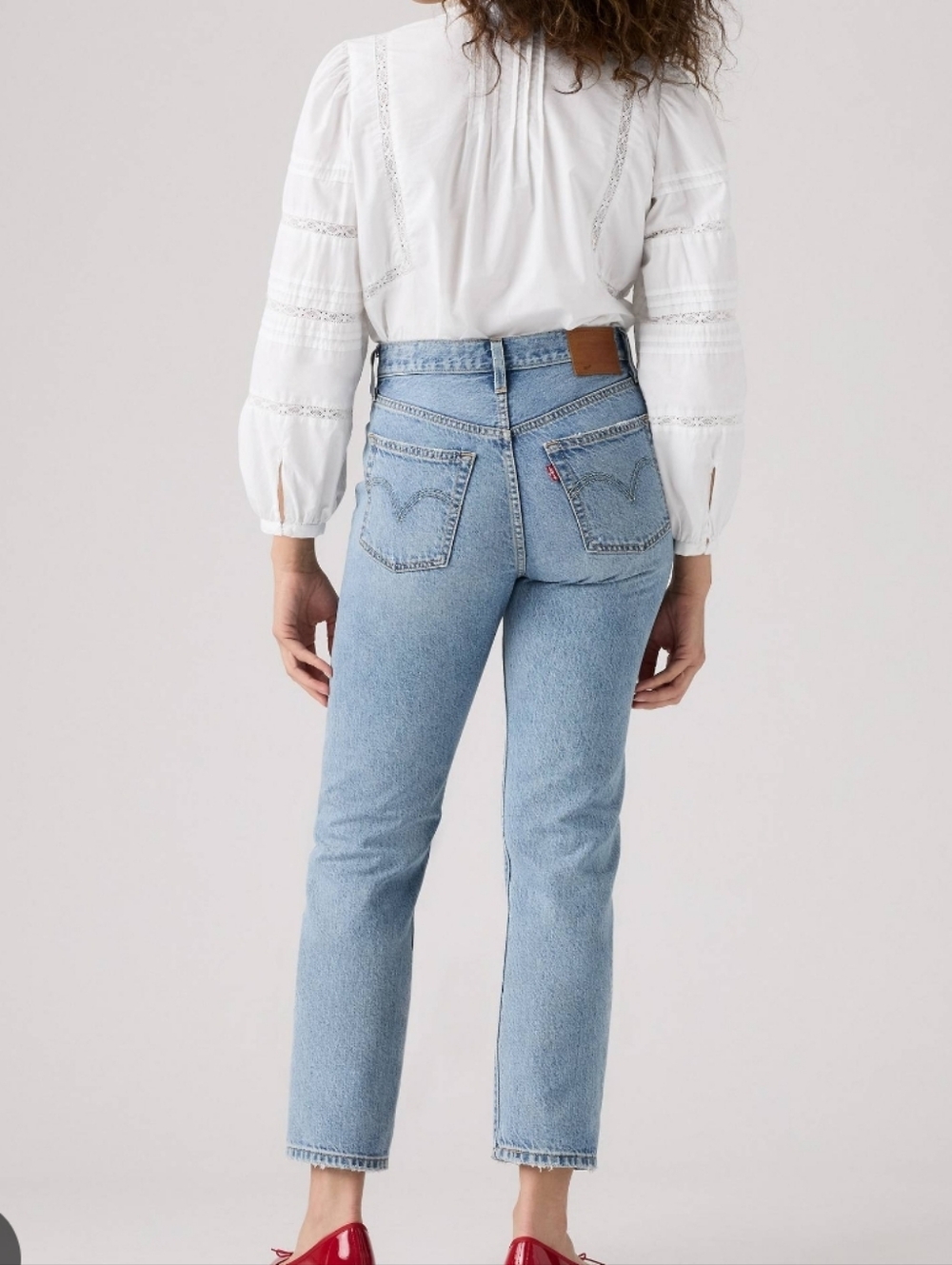 Levi's 501® Original Fit Cropped Lightweight Women's Jeans - Light Blue